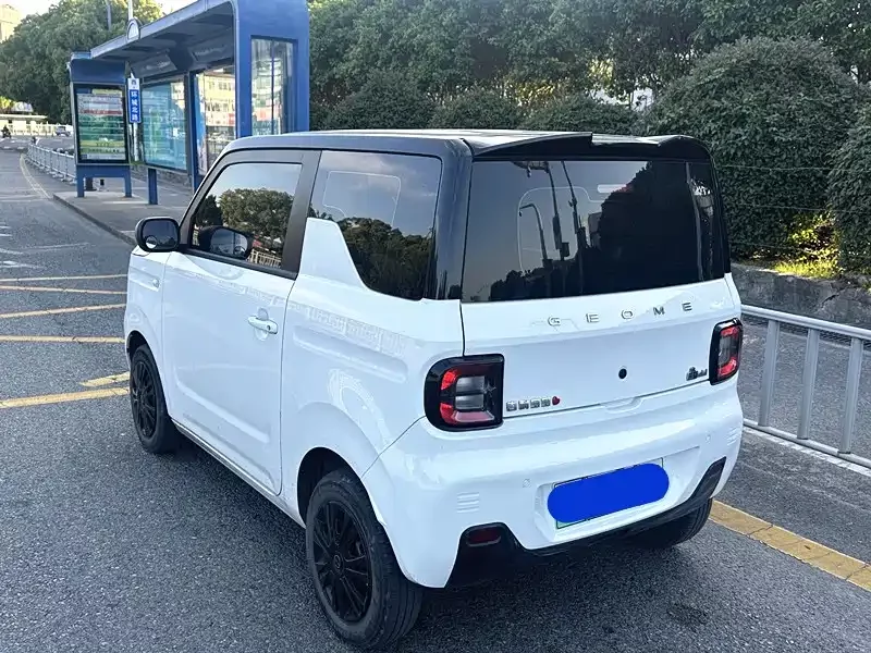 Geely Panda