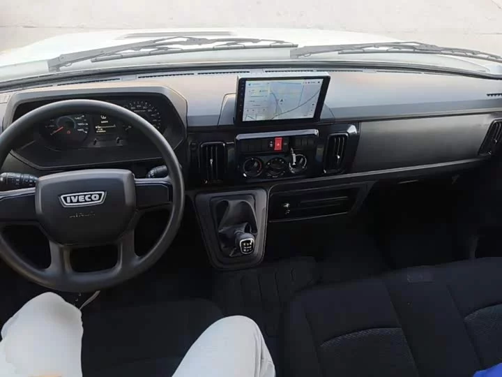 Iveco proud