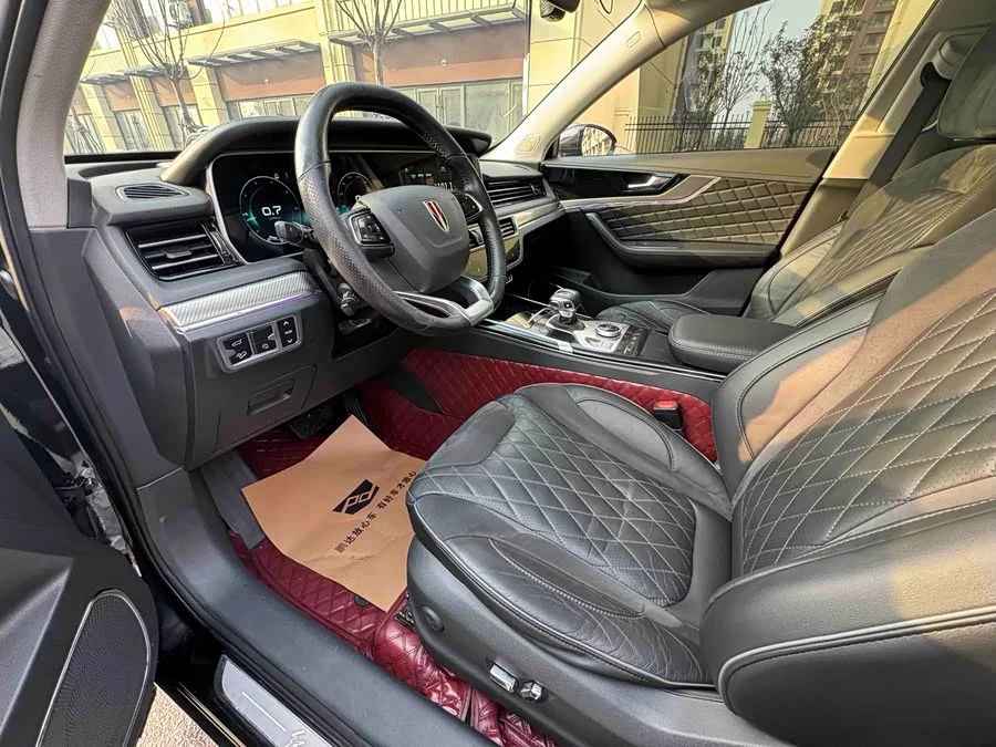 Hongqi HS5