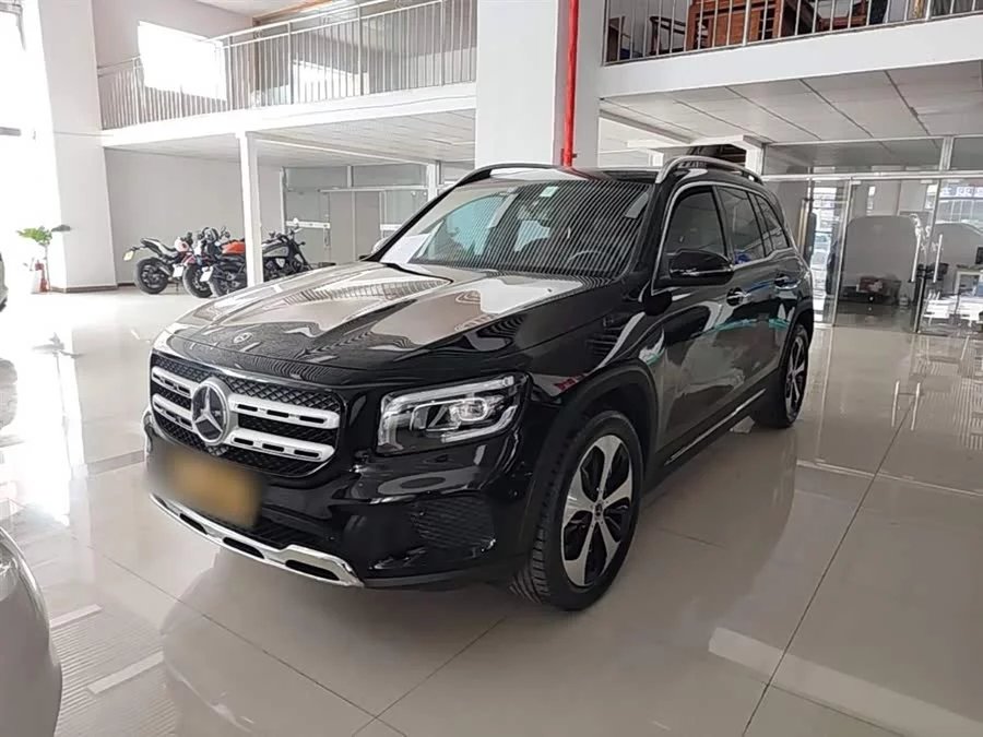 Mercedes Benz GLB