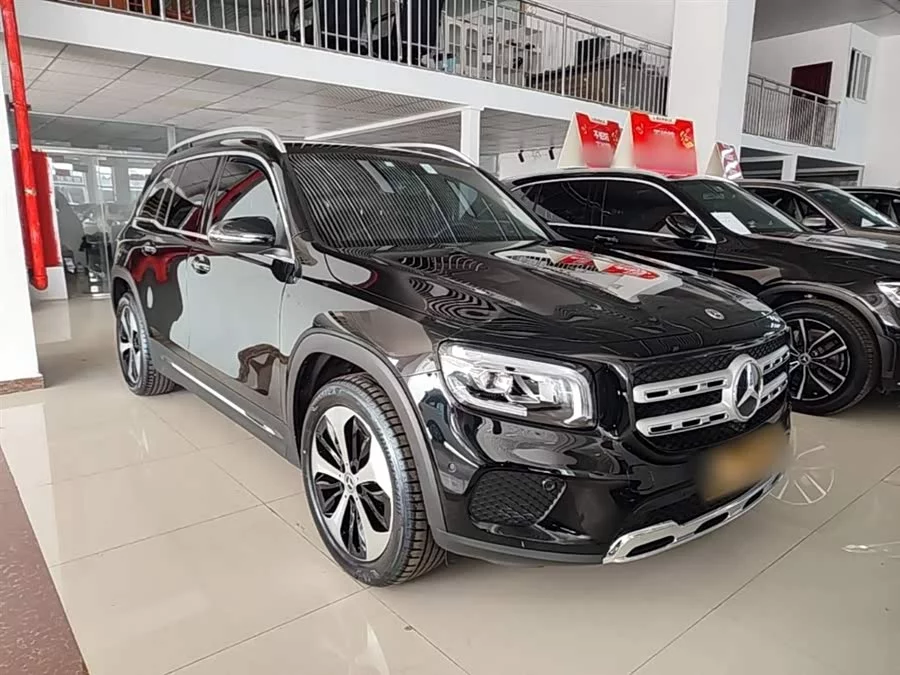 Mercedes Benz GLB