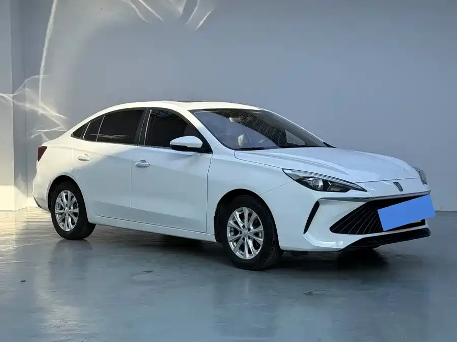 Roewe i5