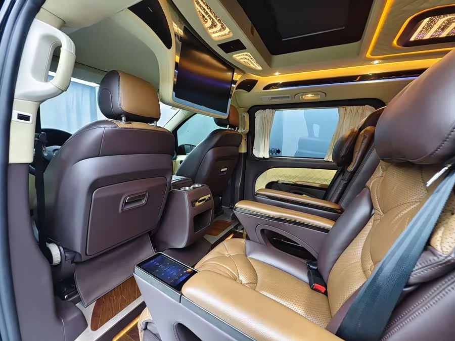 Mercedes Benz Vito
