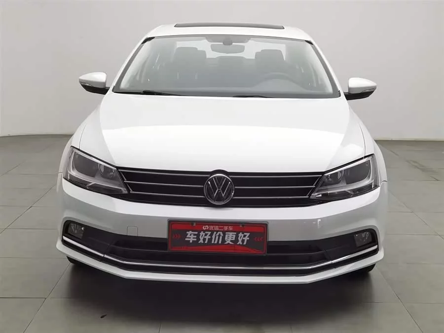 Volkswagen Sagitar