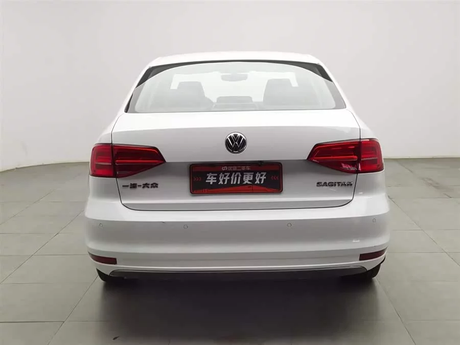 Volkswagen Sagitar