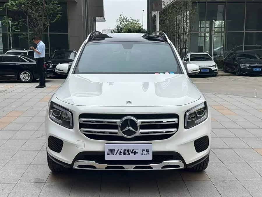 Mercedes Benz GLB