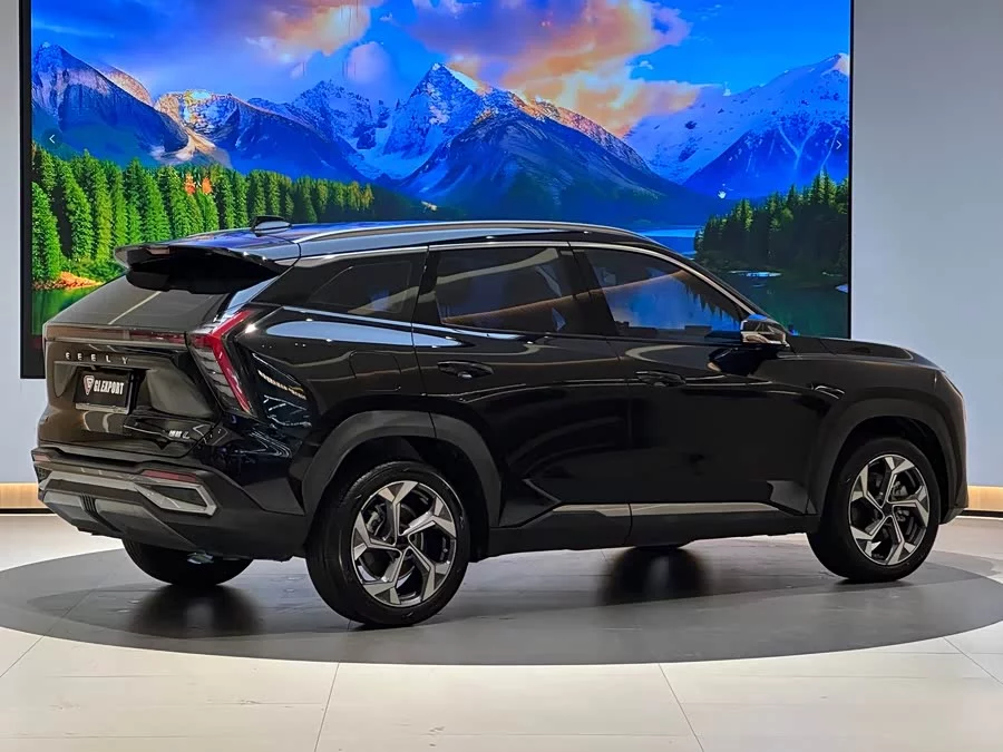 Geely Boyue L