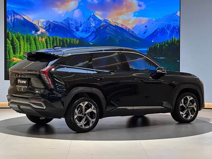 Geely Boyue L