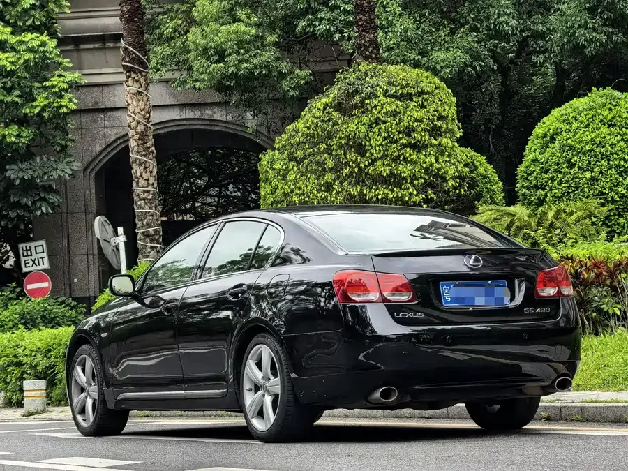 Lexus GS