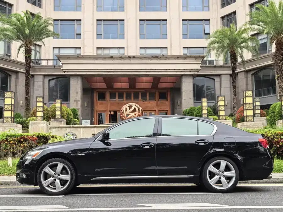Lexus GS