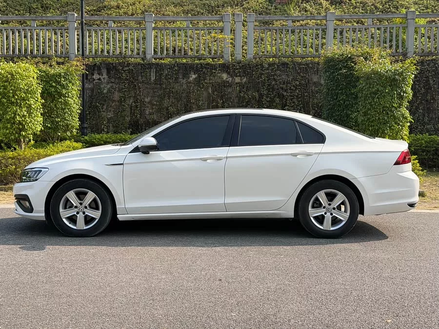 Volkswagen Lingdu