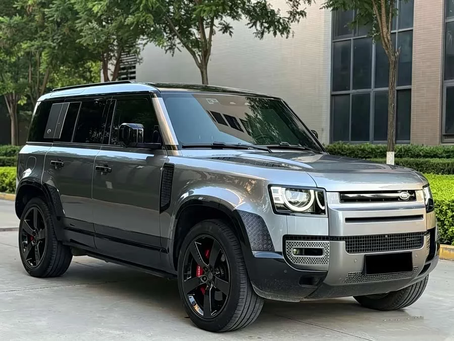Land Rover guard