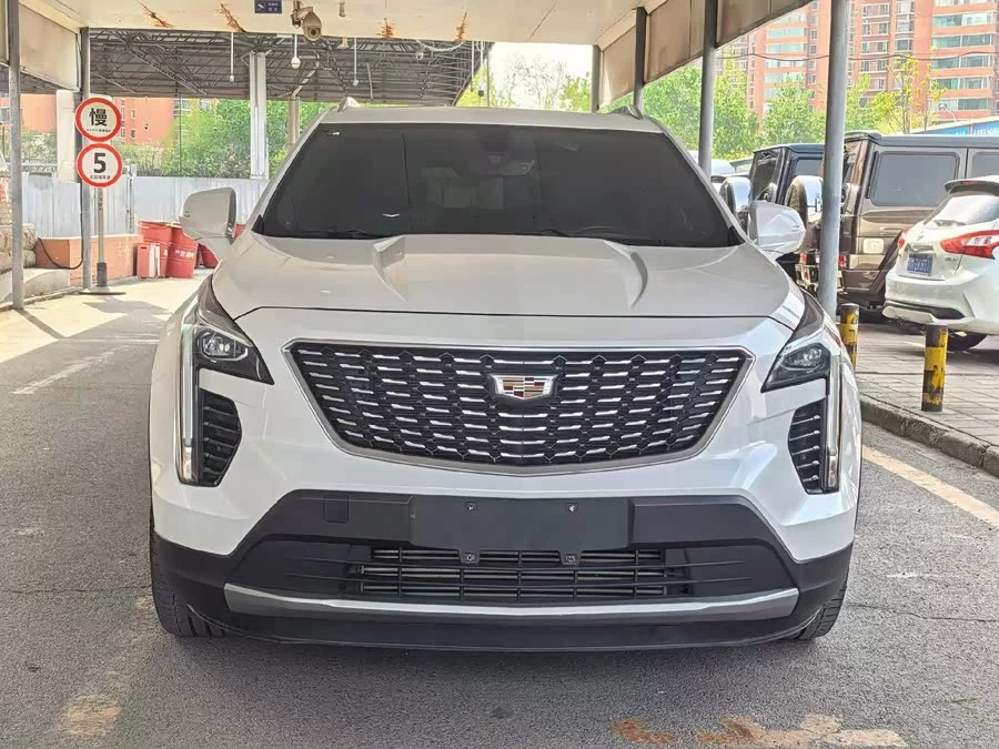 Cadillac XT4