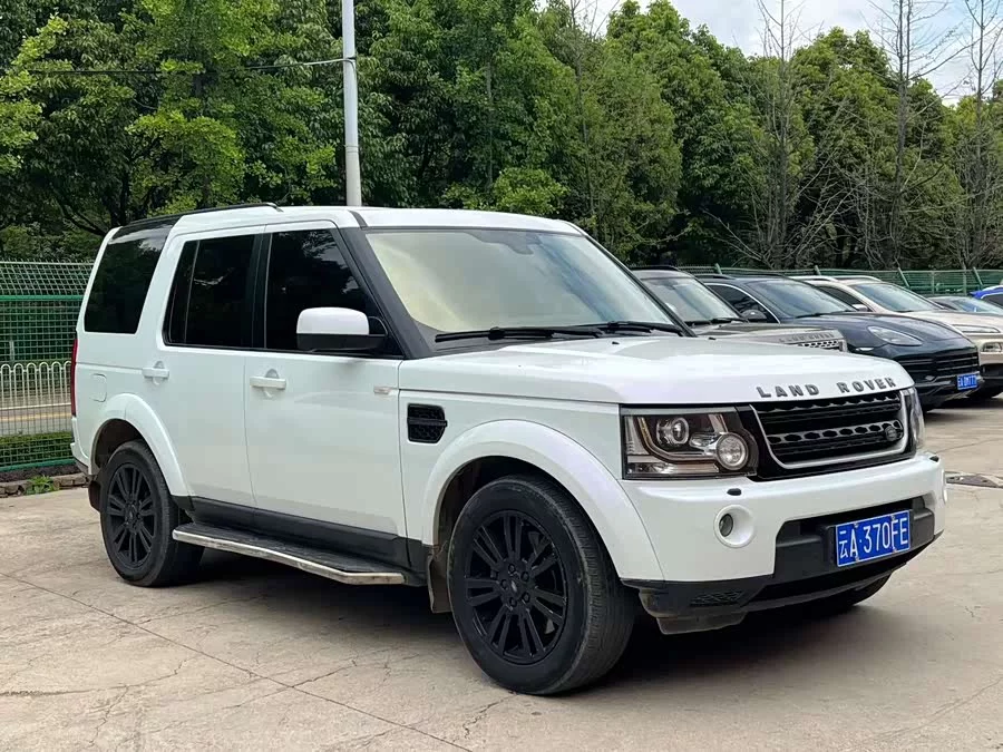 Land Rover finds