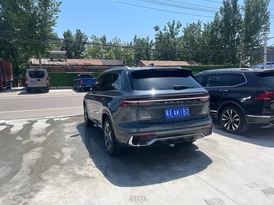 Geely Xingyue L