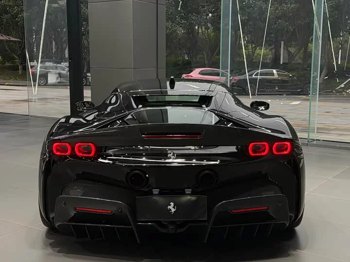 ferrari SF90