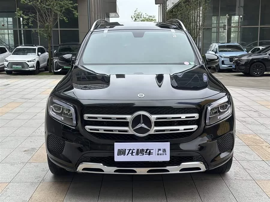Mercedes Benz GLB