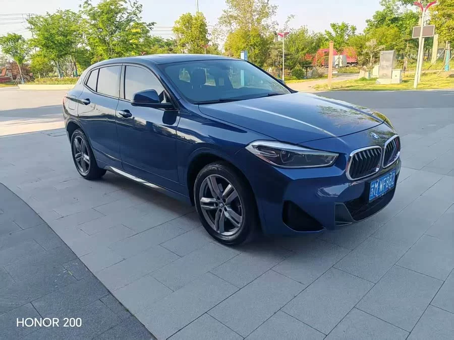 BMW X2