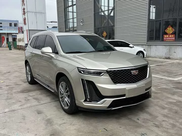 Cadillac XT6