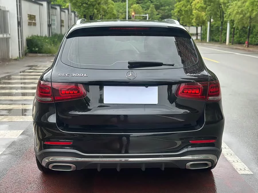 Mercedes Benz GLC