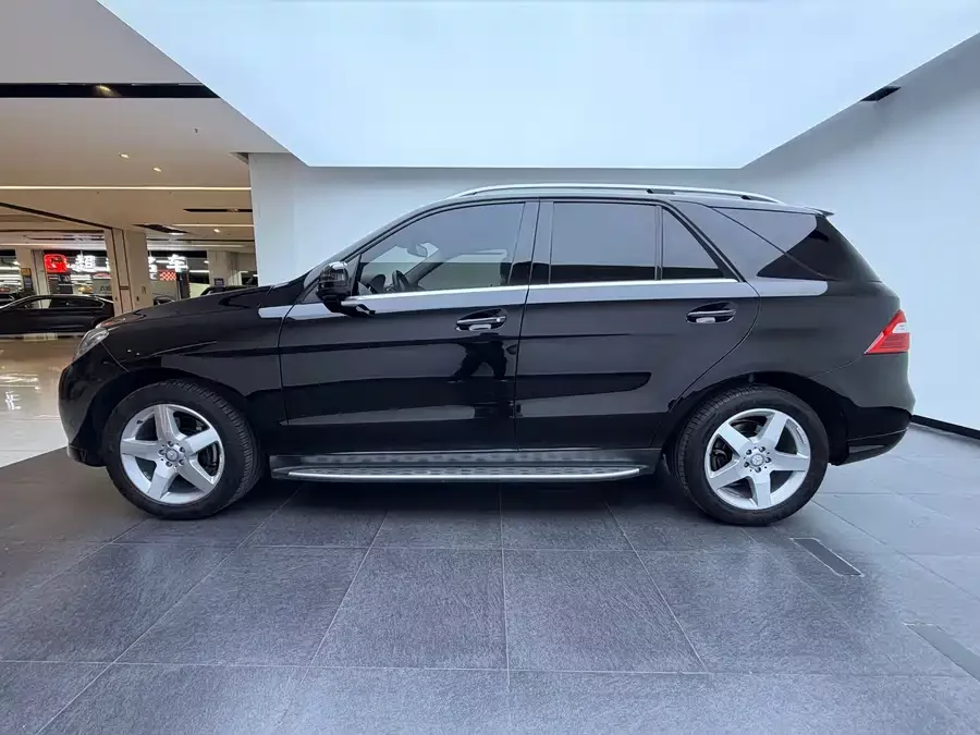 Mercedes Benz M-Class