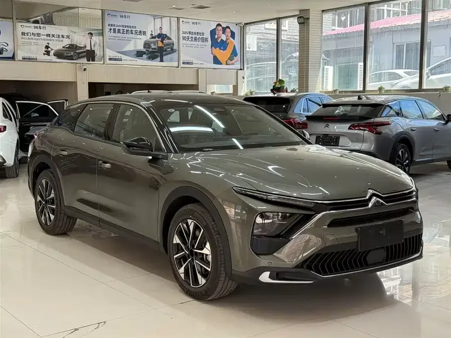 Citroën Versailles C5 X