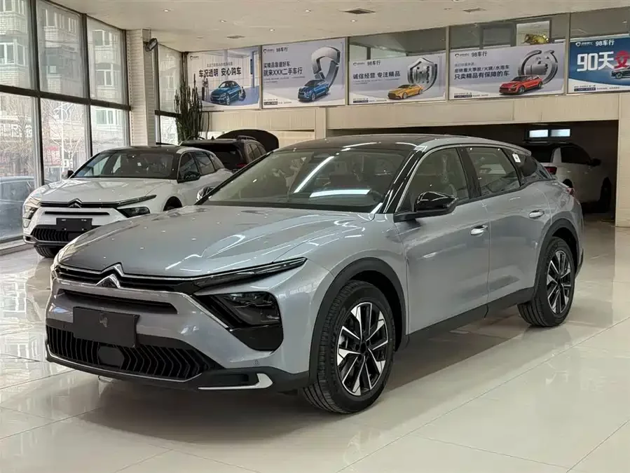 Citroën Versailles C5 X