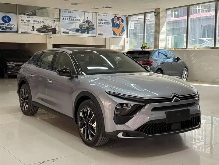 Citroën Versailles C5 X