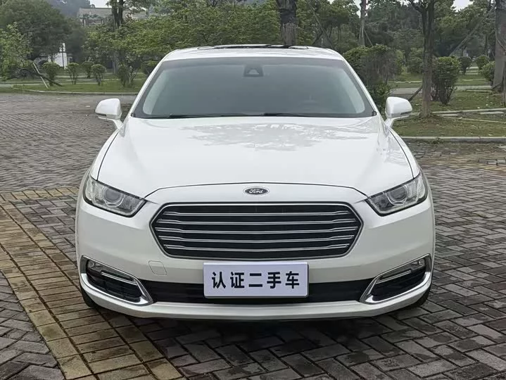 Ford Taurus