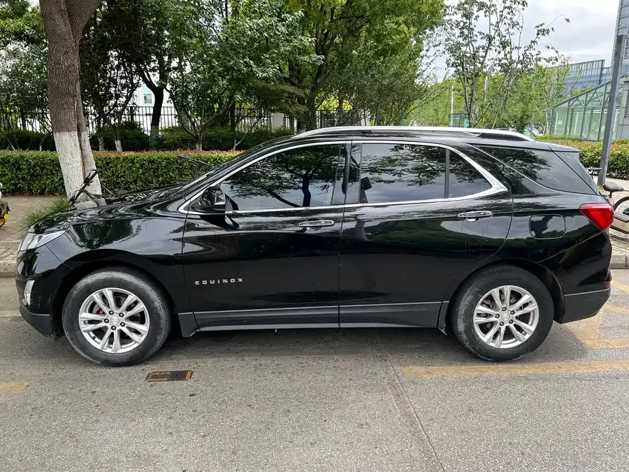 Chevrolet Explorer
