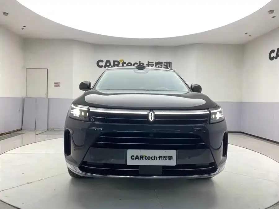 AITO Wenjie M7