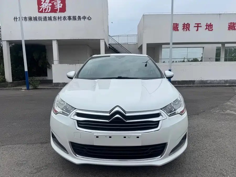 Citroën C4L