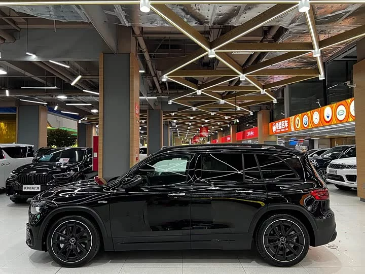 Mercedes-Benz GLB AMG