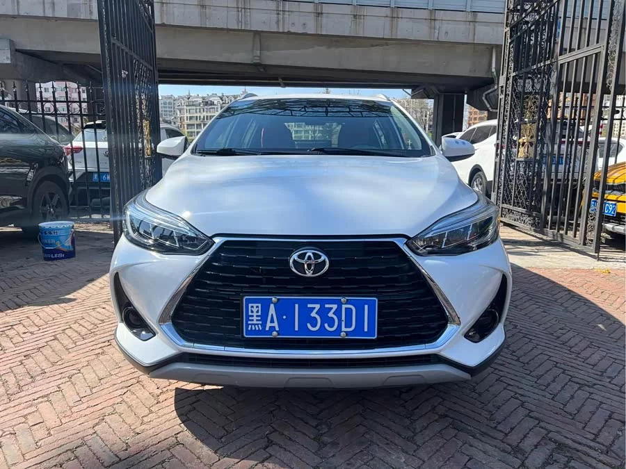 Toyota YARiS L