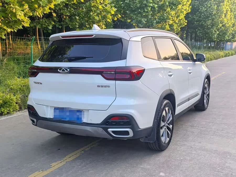 Chery Tiggo 8