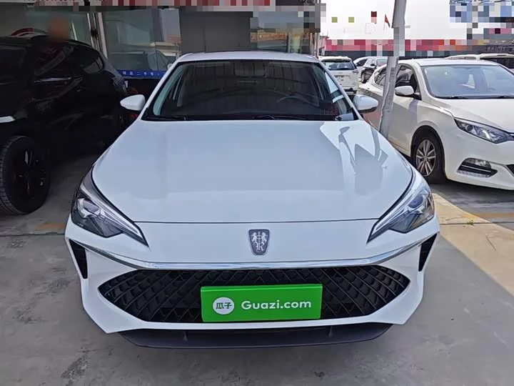 Roewe i5