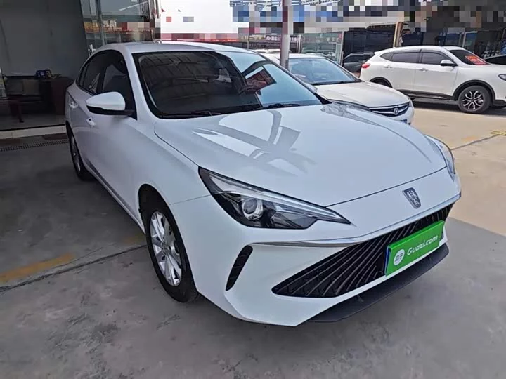 Roewe i5