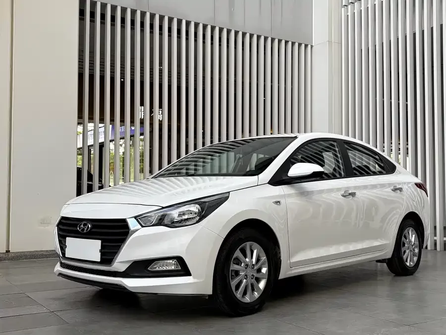 Hyundai Elantra / Celesta