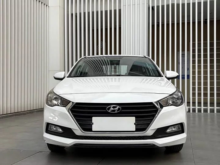 Hyundai Accept