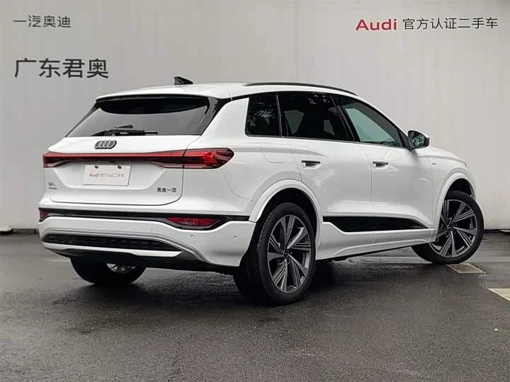 Audi Q6L e-tron