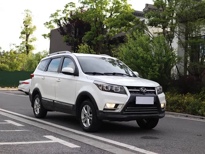 BAIC S3