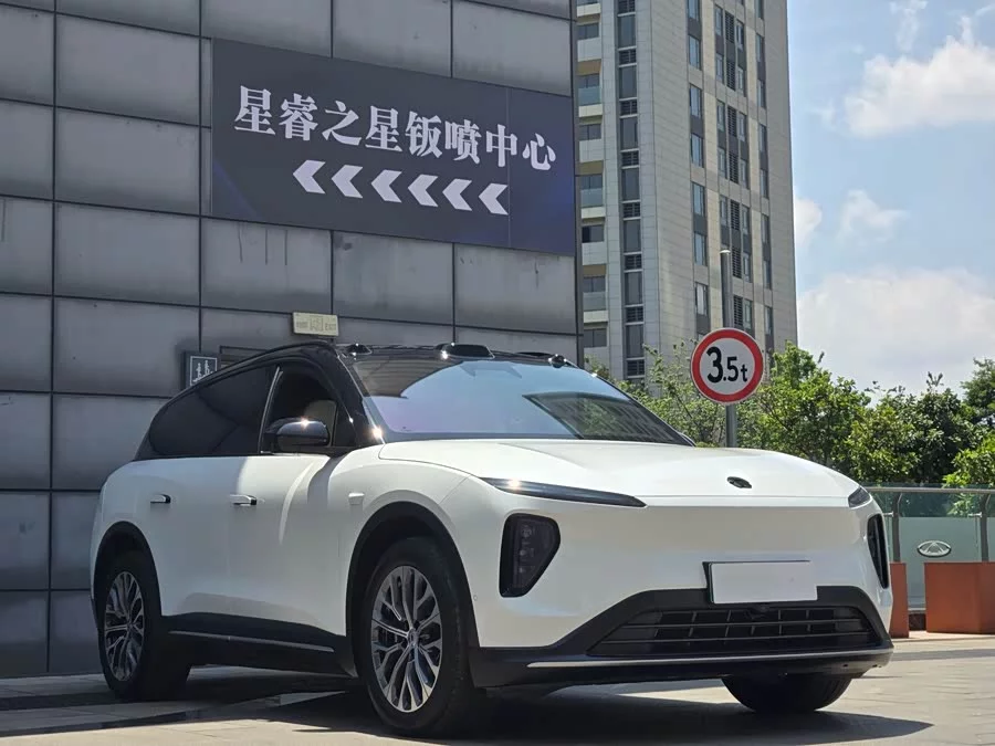 NIO ES6