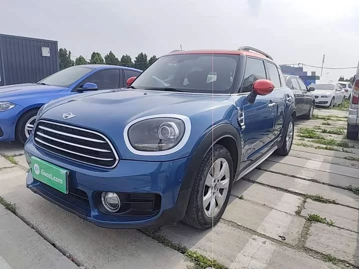 MINI COUNTRYMAN