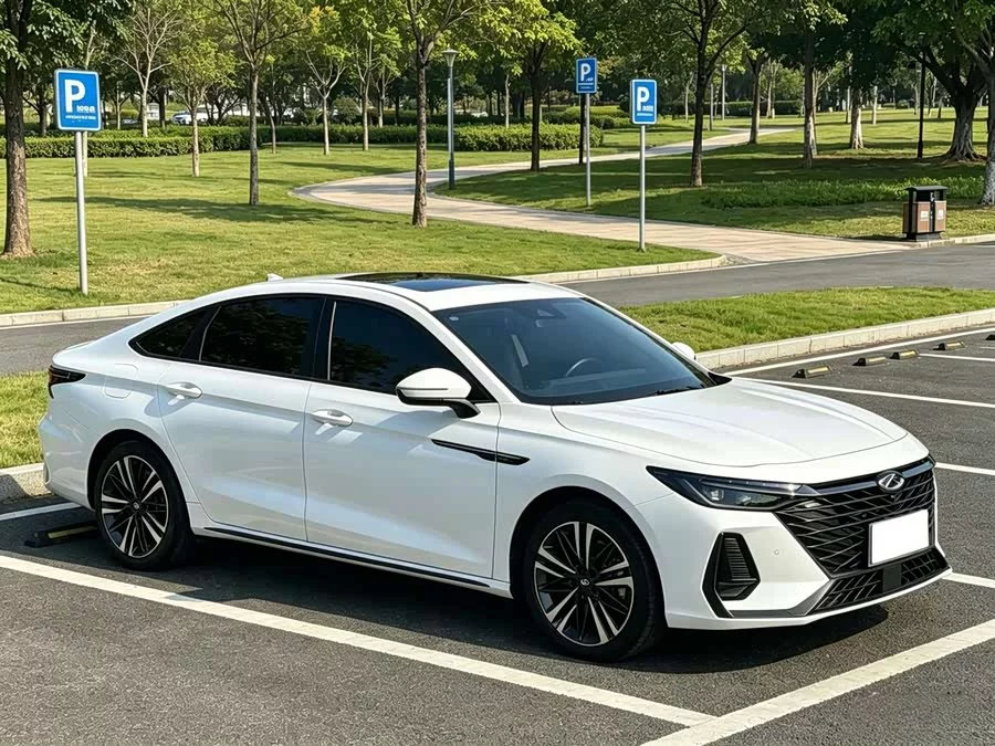 Chery Arrizo 8