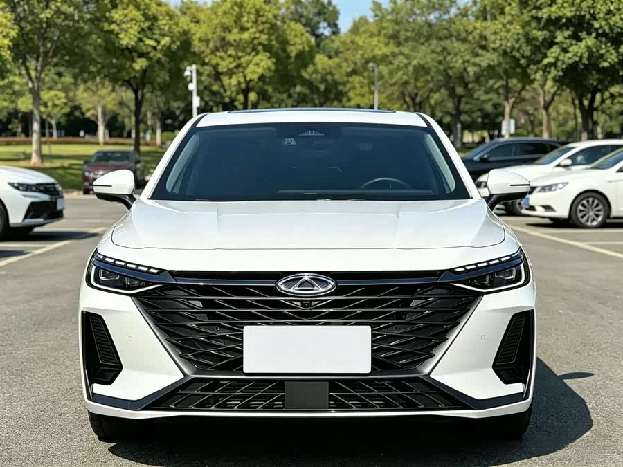 Chery Arrizo 8
