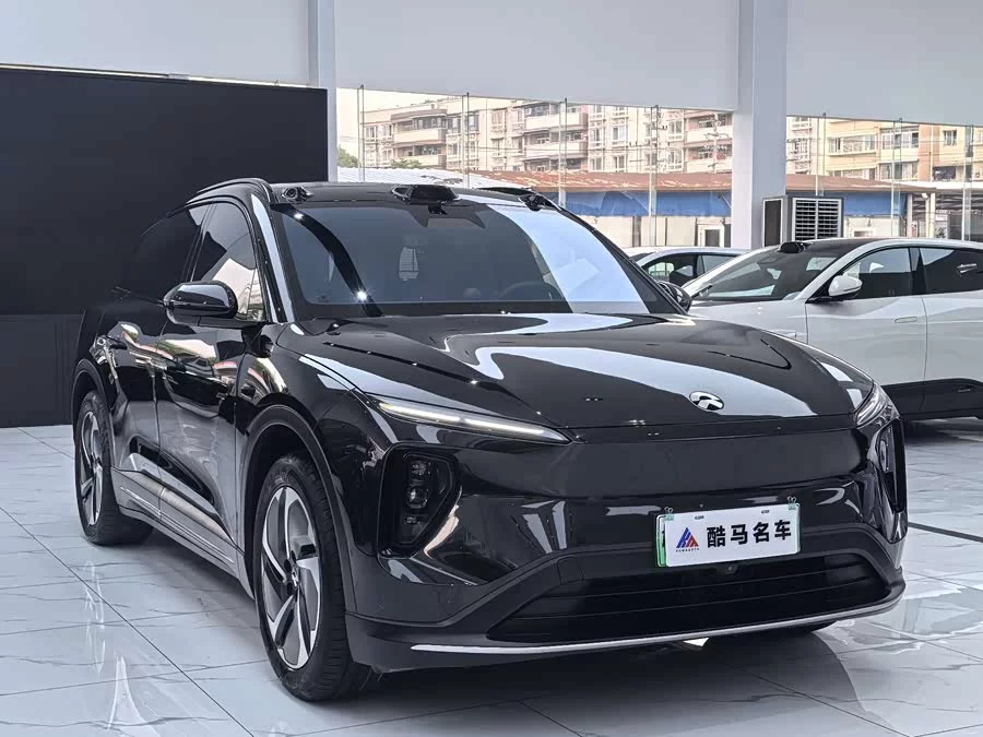 NIO ES6