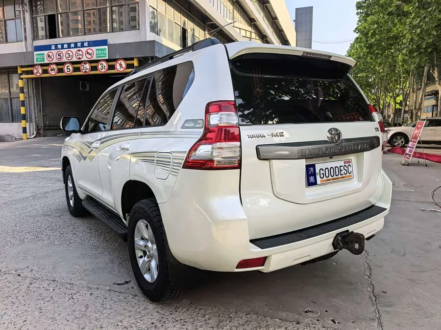 Toyota Prado