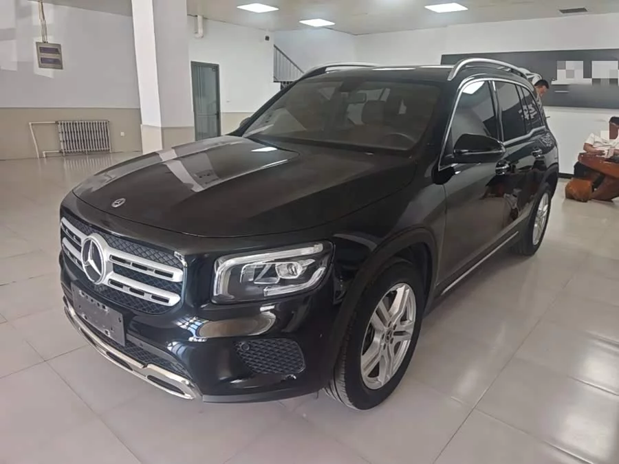 Mercedes Benz GLB