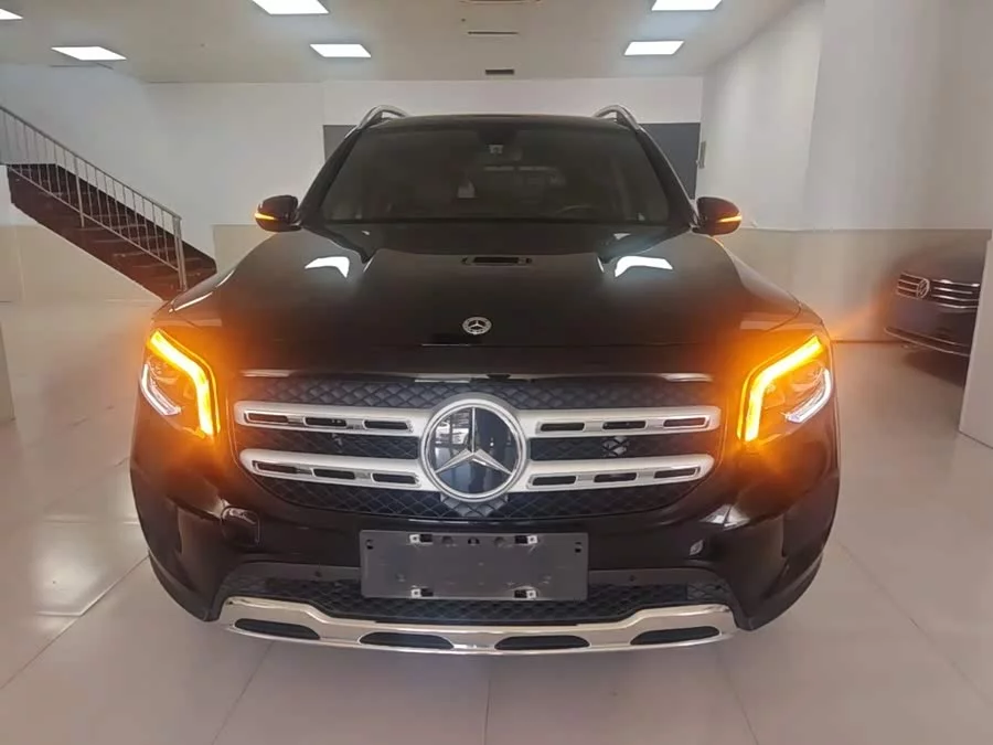 Mercedes Benz GLB