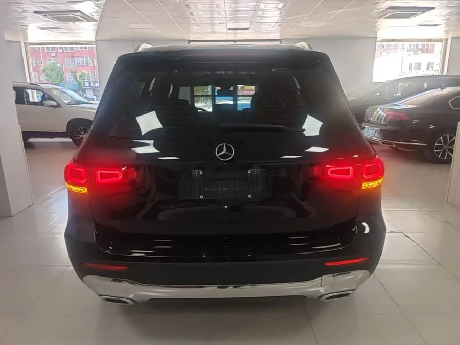 Mercedes Benz GLB